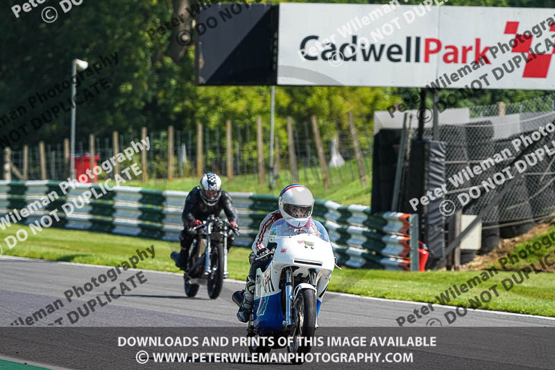Vintage motorcycle club;eventdigitalimages;mallory park;mallory park trackday photographs;no limits trackdays;peter wileman photography;trackday digital images;trackday photos;vmcc festival 1000 bikes photographs